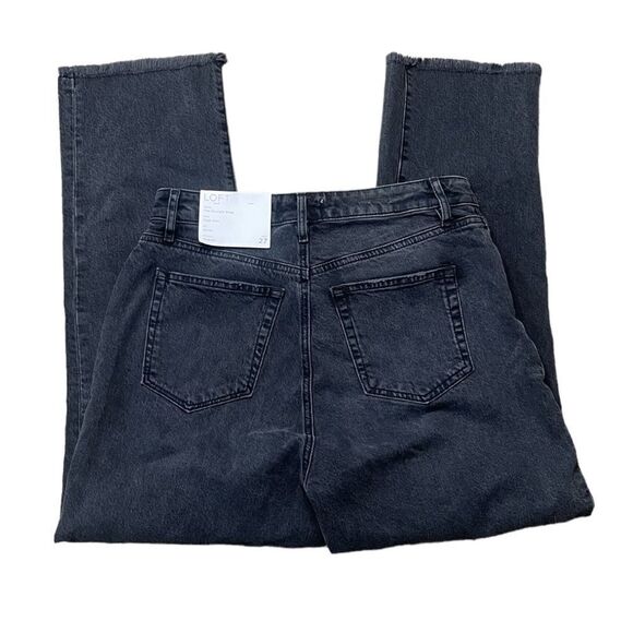 Ann Taylor LOFT Curvy The Straight Crop Jeans - Picture 7 of 16